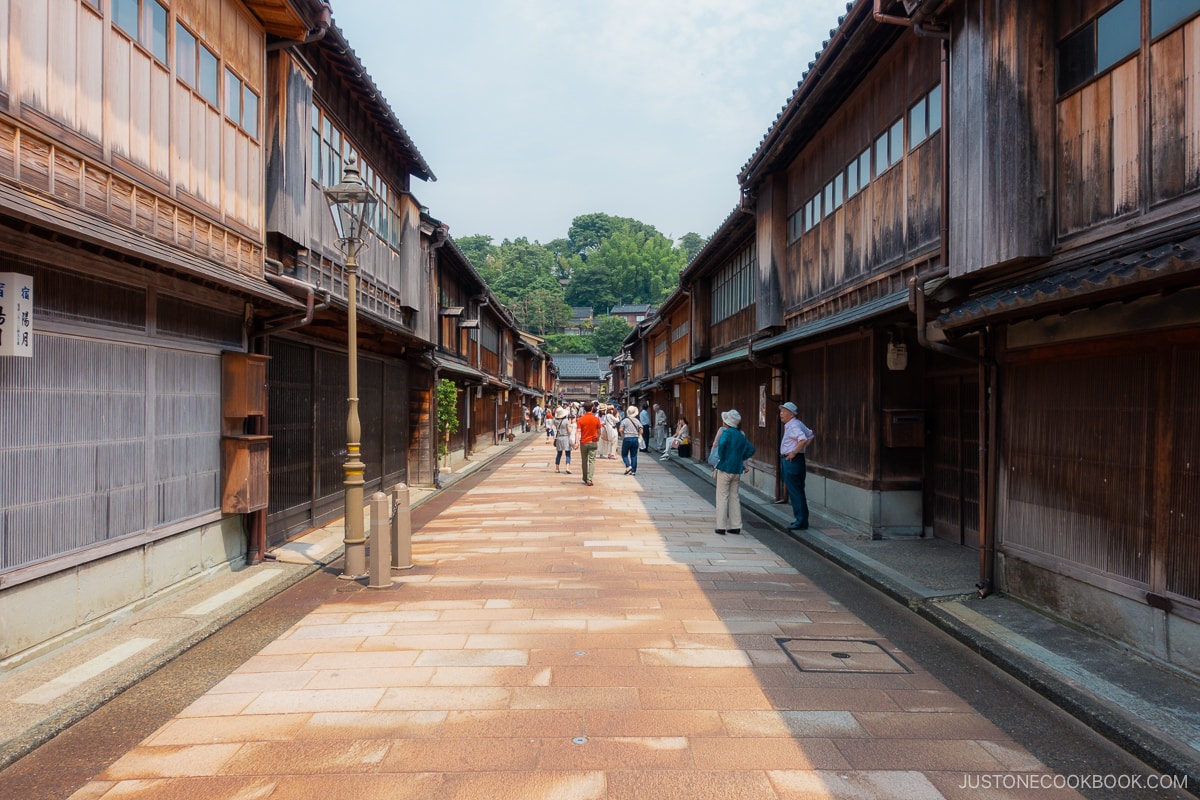 Higashi Chaya street with machiya-style architecture
