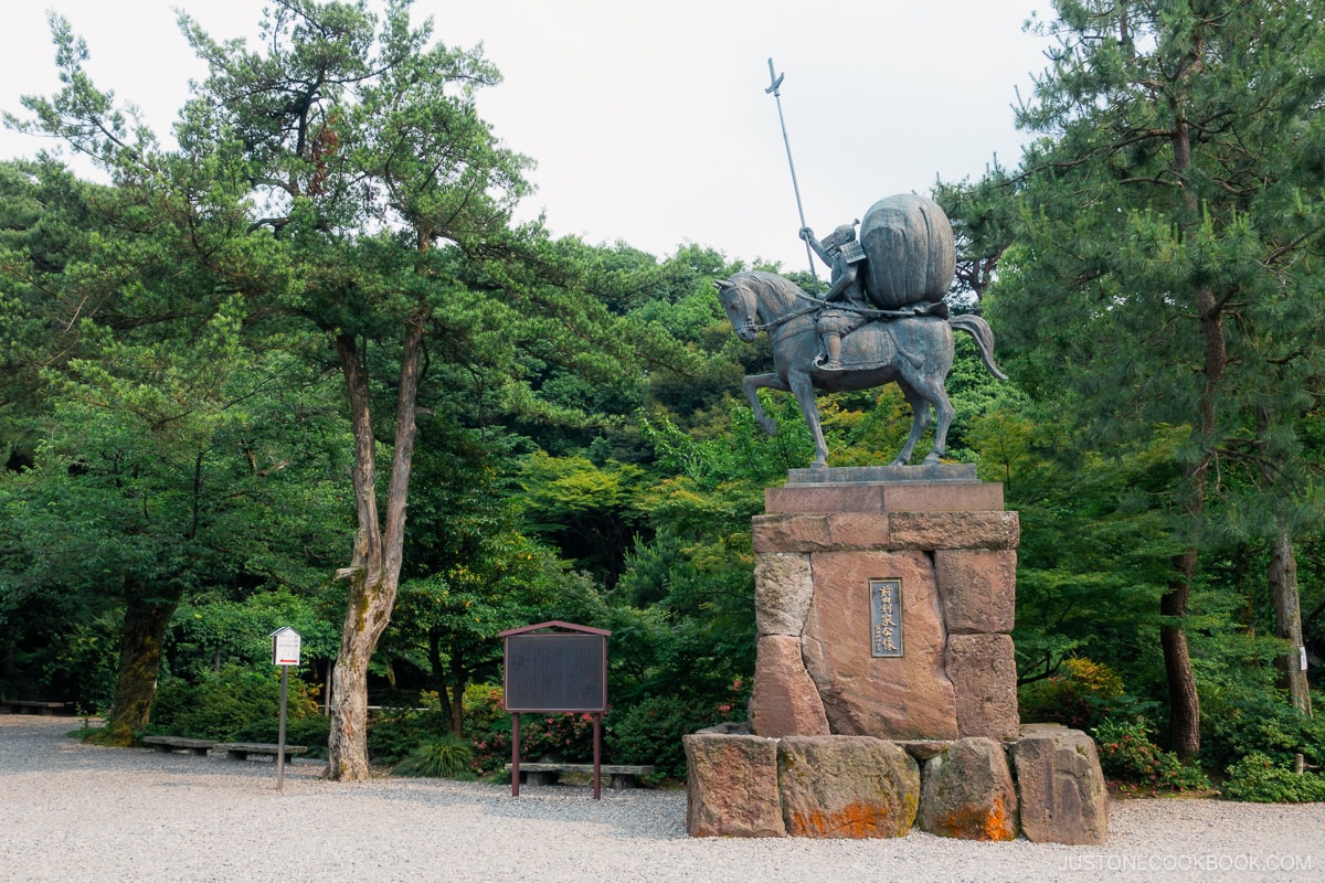 Oyama Jinja Shrine Horse and soldier statue