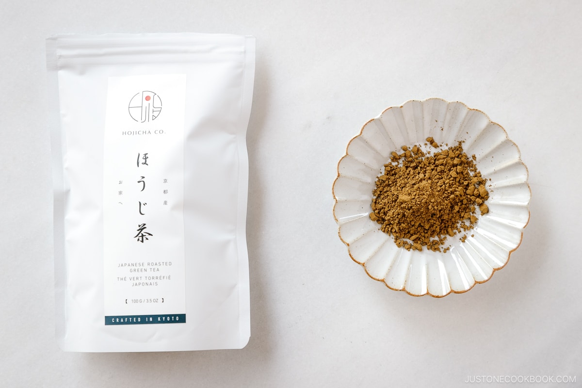 Hojicha Roasted Green Tea Powder Giveaway (US, Canada & UK Only)