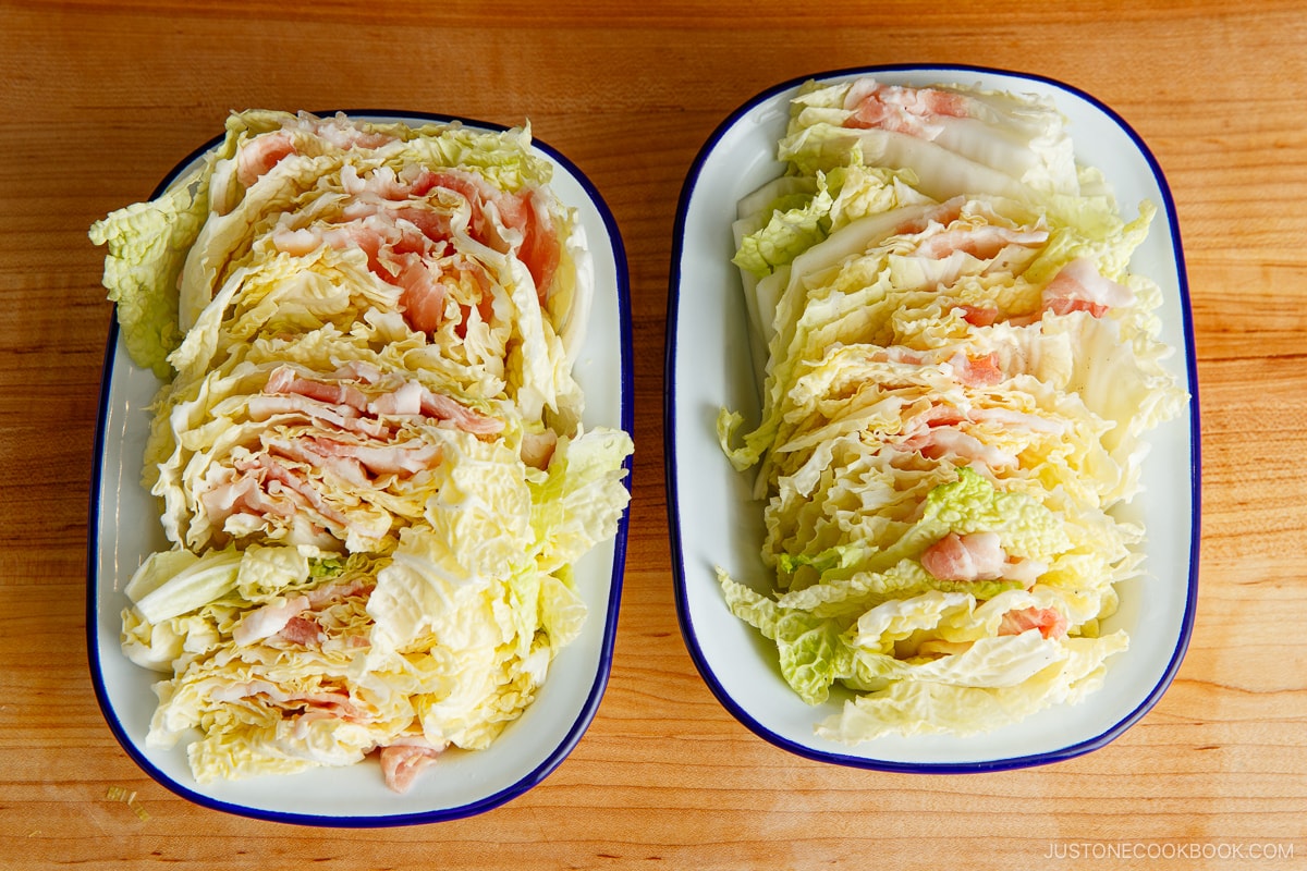 Mille Feuille Nabe (Napa Cabbage and Beef Hot Pot) - Chrisse En Place