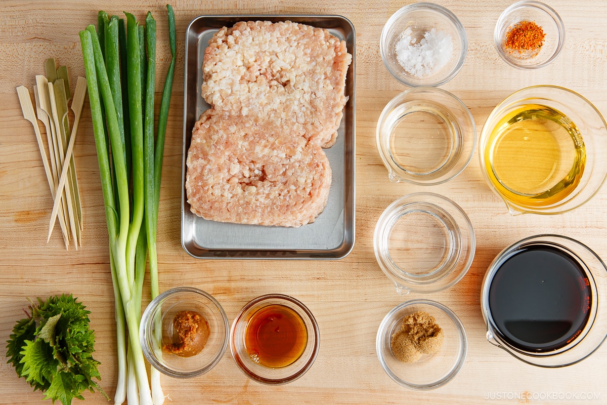 Tsukune (Japanese Chicken Meatball Skewers) Ingredients