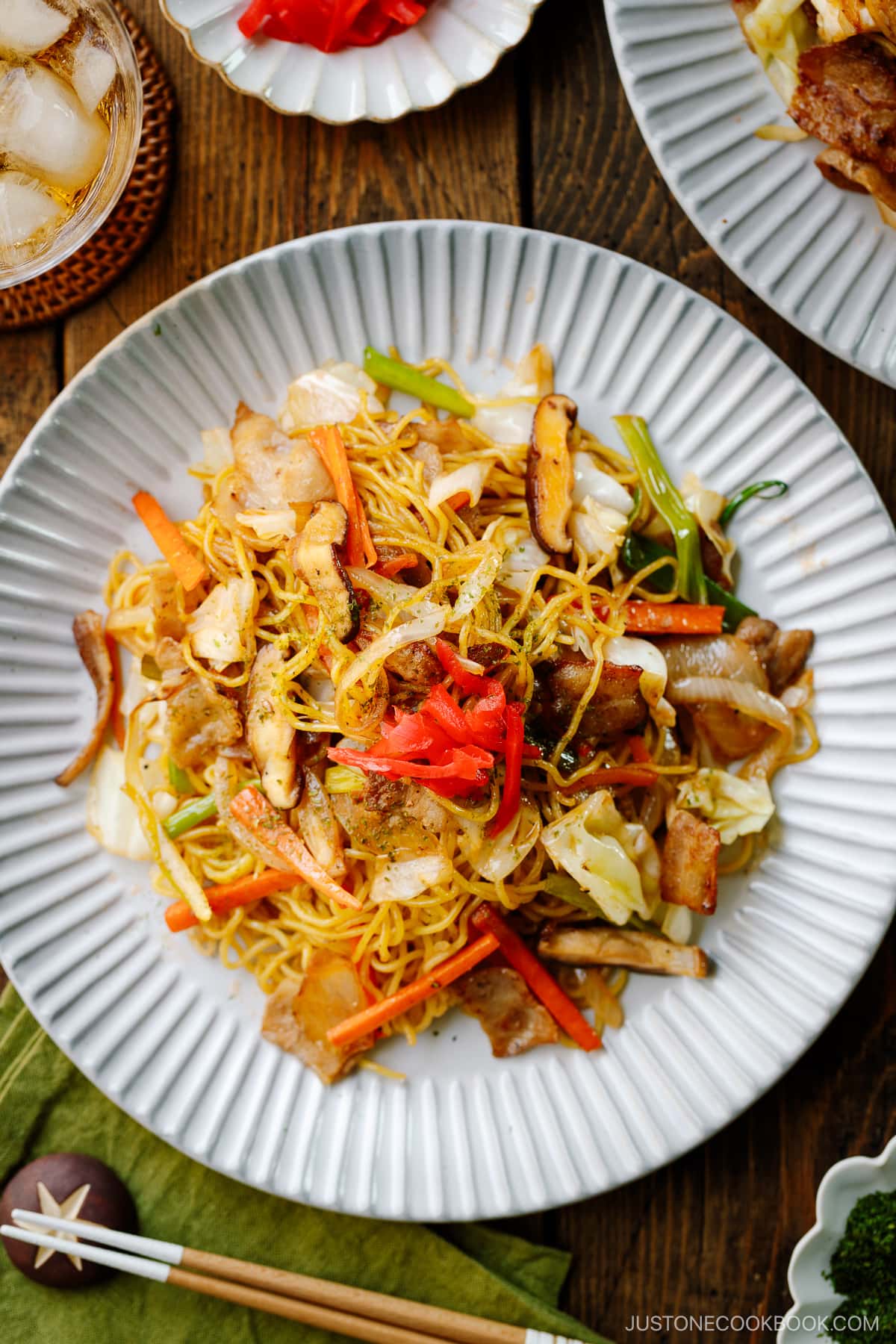 A fluted plate containing Yakisoba (Japanese Stir-Fried Noodles).