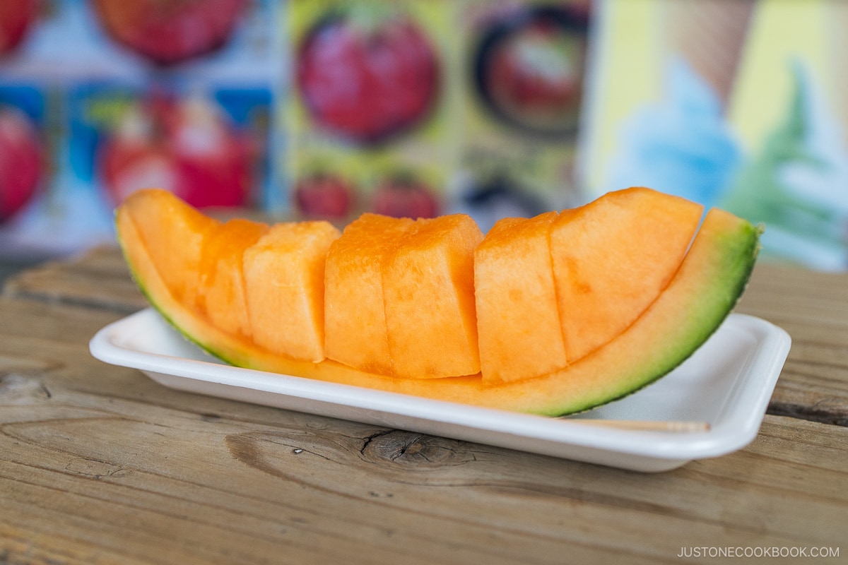 Hokkaido melon wedge cut into small pieces