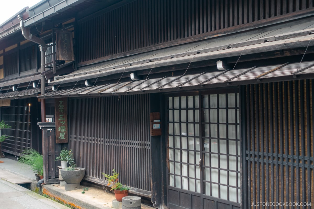 Takayama Sanmachi/Kamisannomachi traditional old street in Takayama