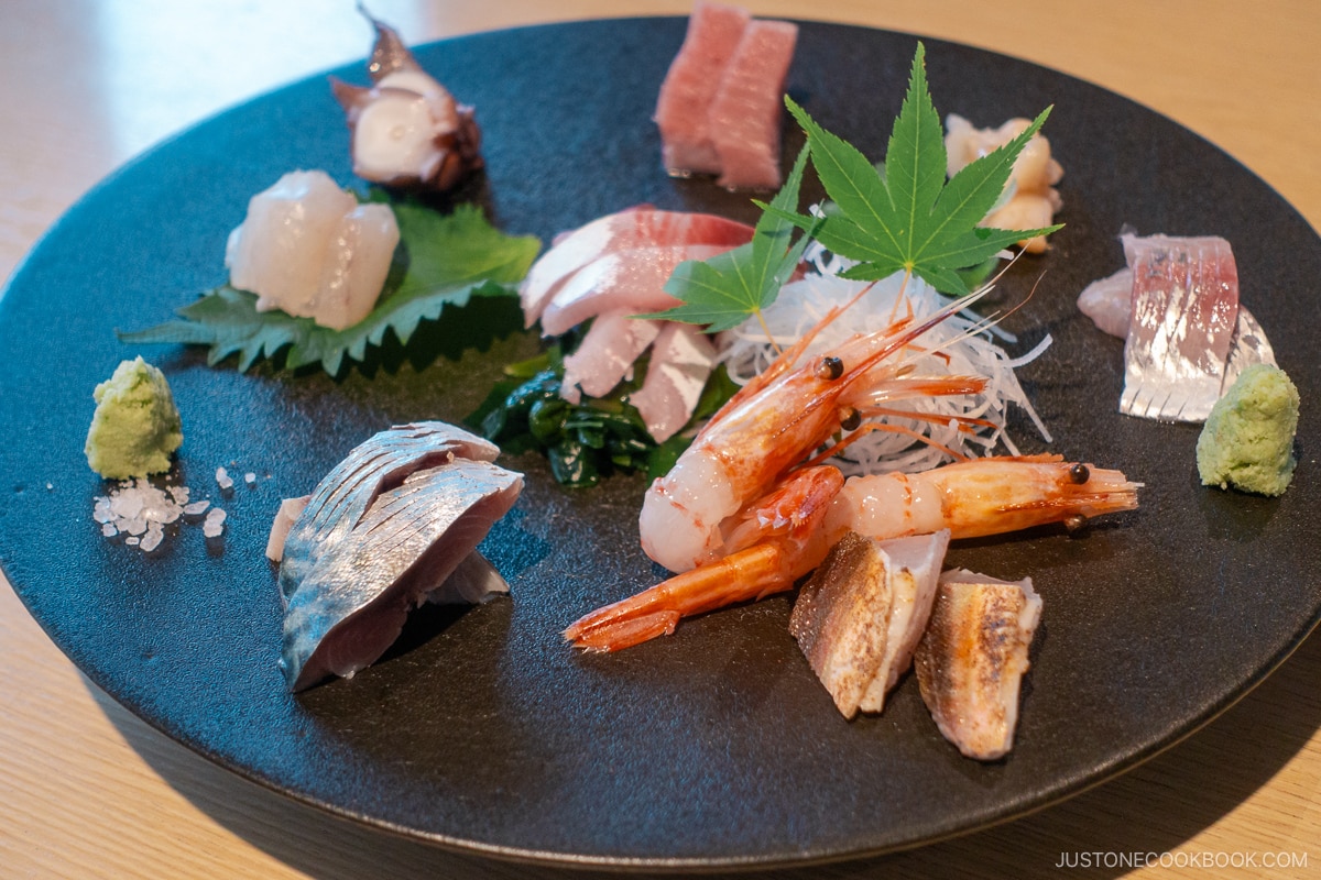 Izakaya Dai sashimi platter including shrimp, flounder, makarel and octopus