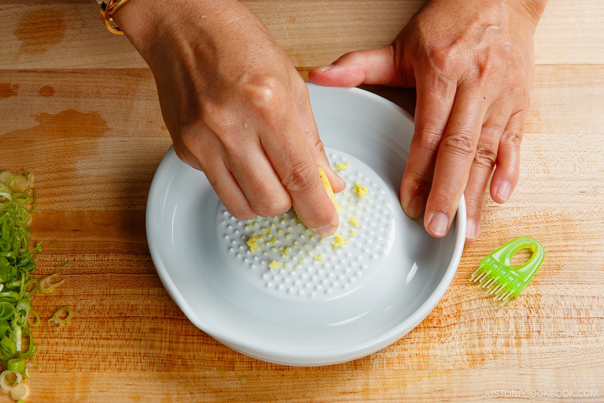 11 Japanese Kitchen Gadgets Worth Buying