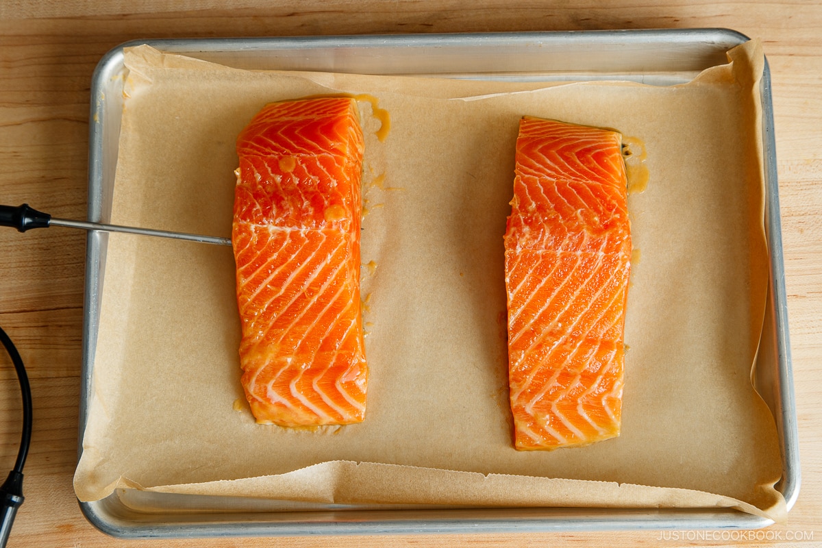 This yummy Smoked Miso Salmon is so easy to make that you wouldn't bel, Salmon