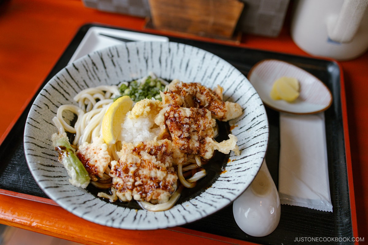 Chicken tempura bukake udon