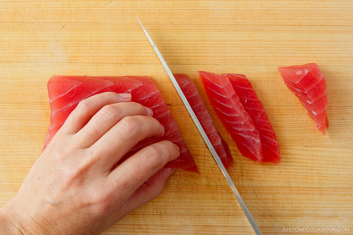 How to Cut Sashimi (Tuna)