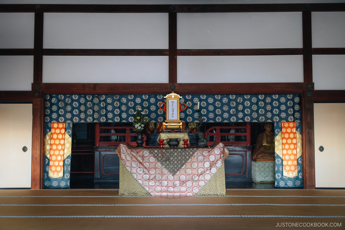 Shrine in a tatami room