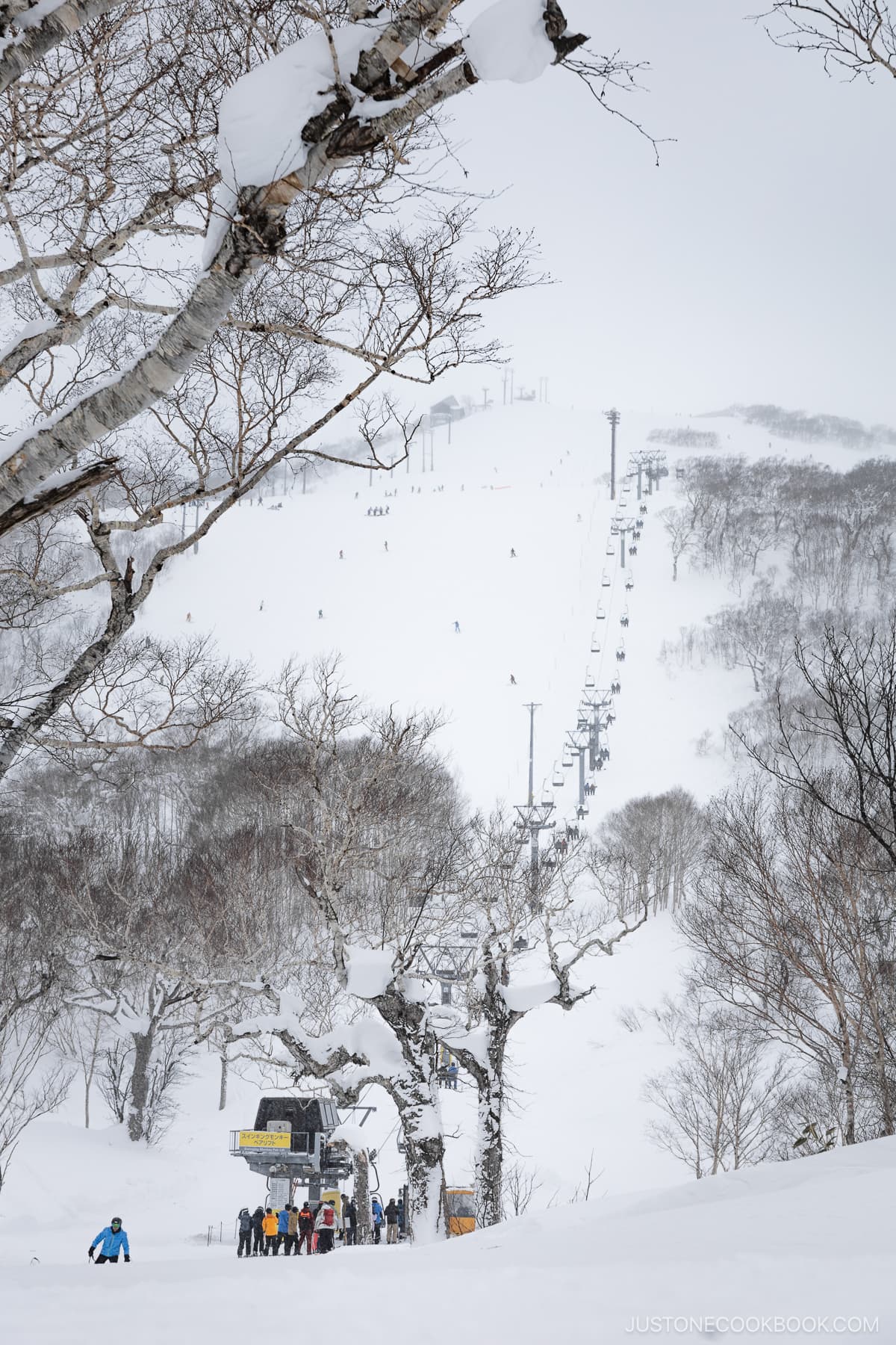 Ski Lift up to the top of mt Niseko-Annupuri