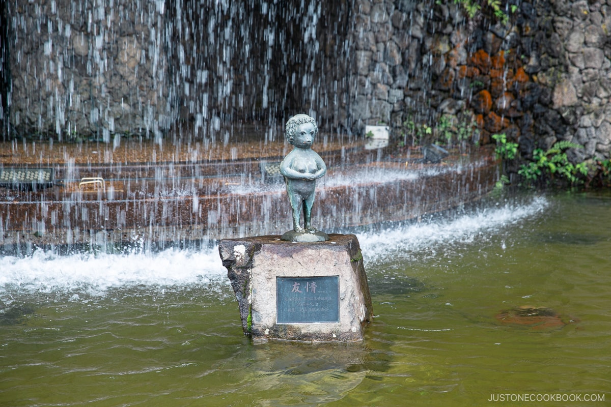 Fountain statue