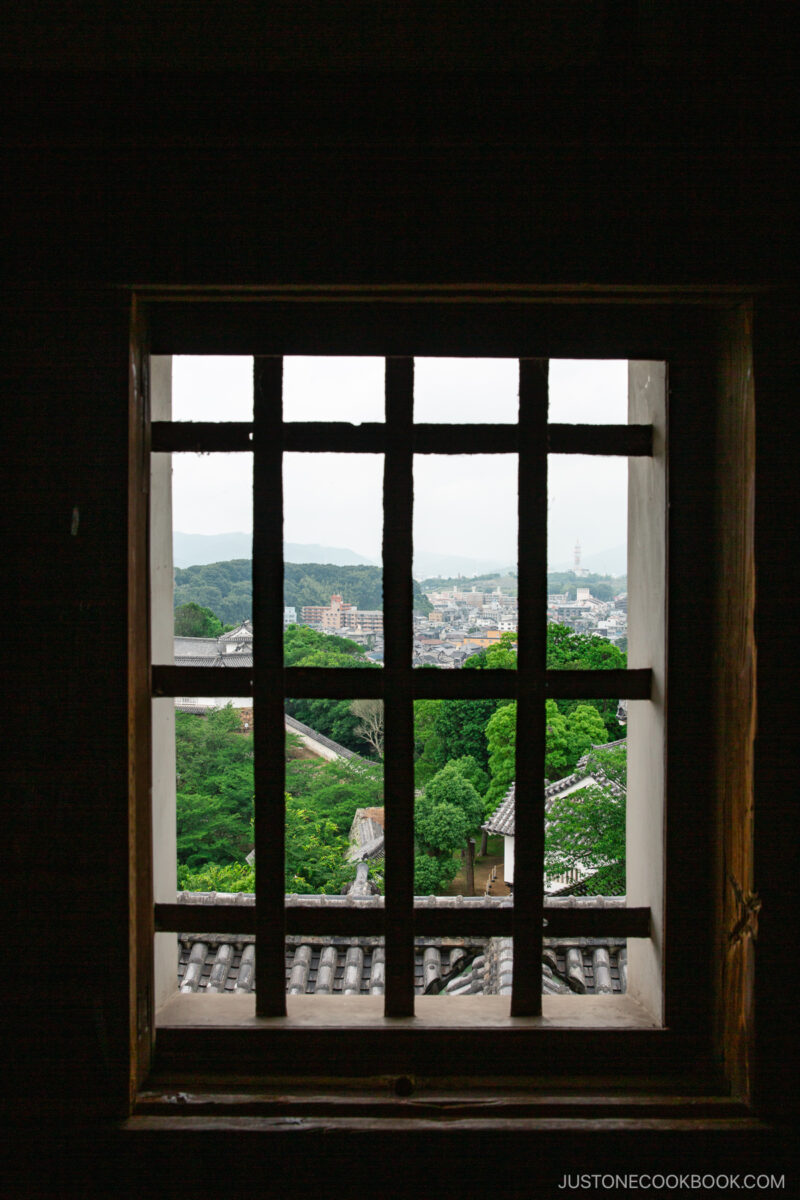 Window defense in Himeji Castle