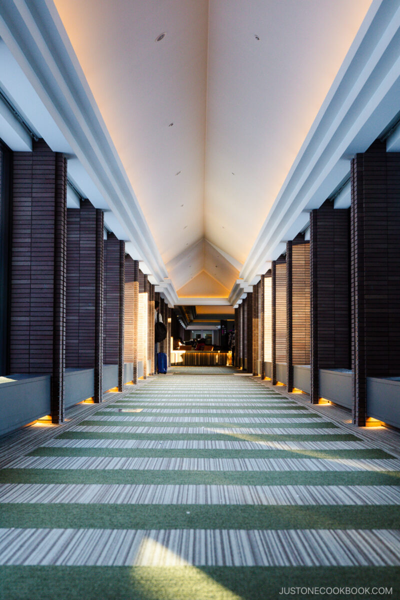 Hoshino Resort Tomamu Risonare hotel corridor