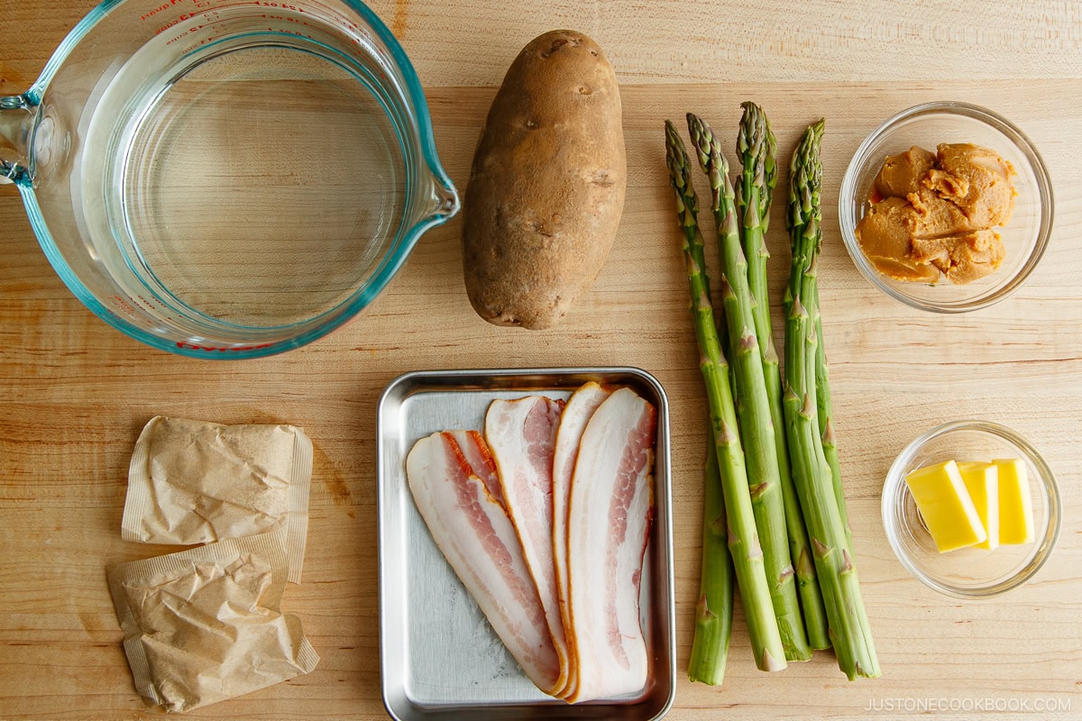 Bacon Asparagus Miso Soup Ingredients