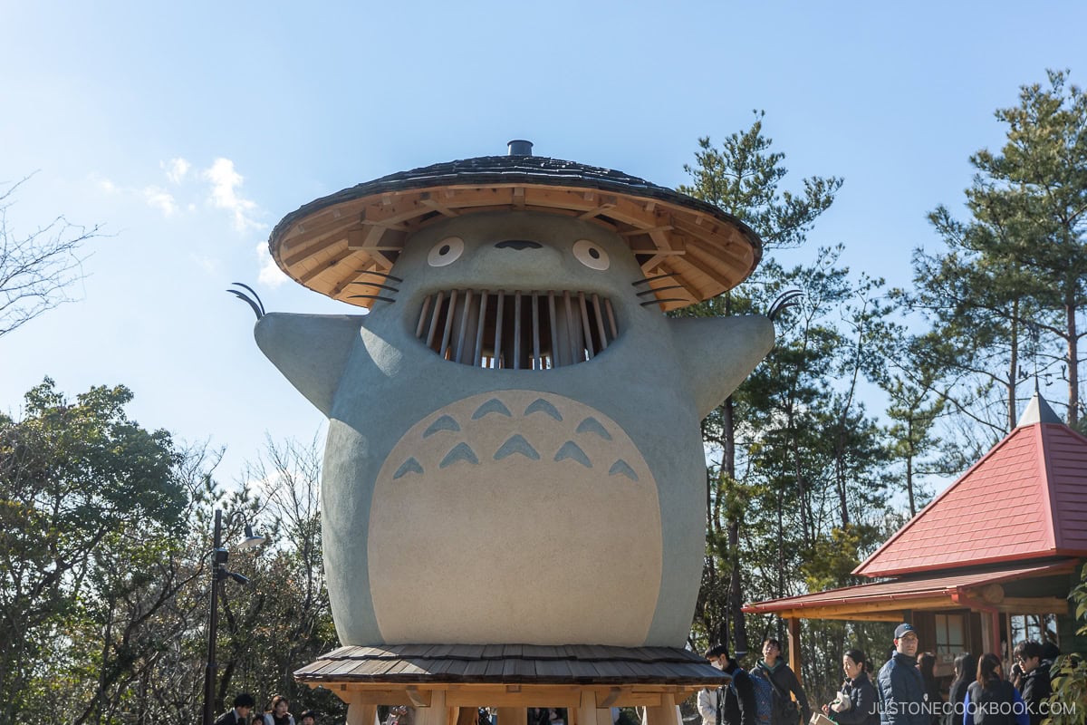 Giant Totoro