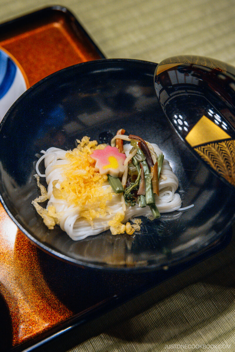 Somen noodles