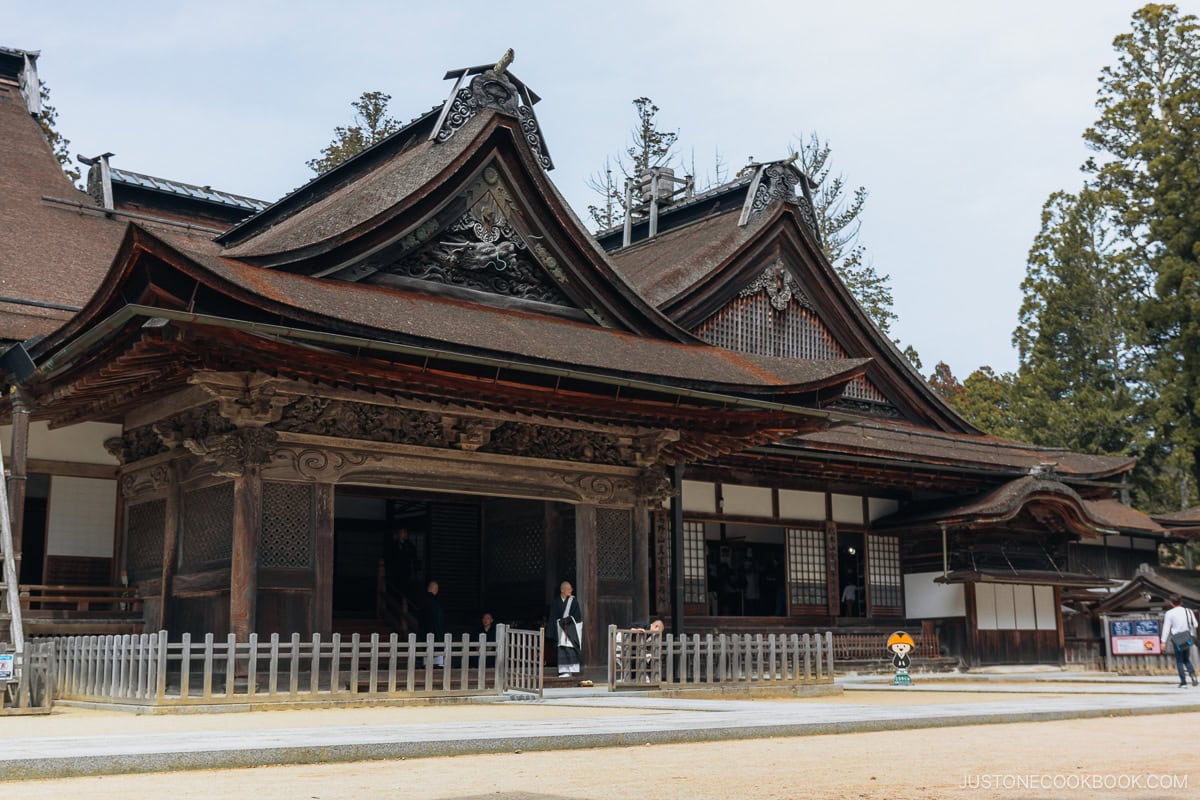 Temple main hall