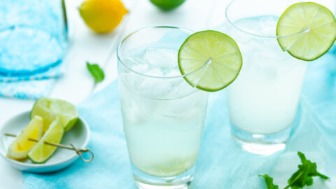 洋書 cocktails Japanese Yuzu Cocktail (Yuzu Chuhai) 柚子チューハイ • Just