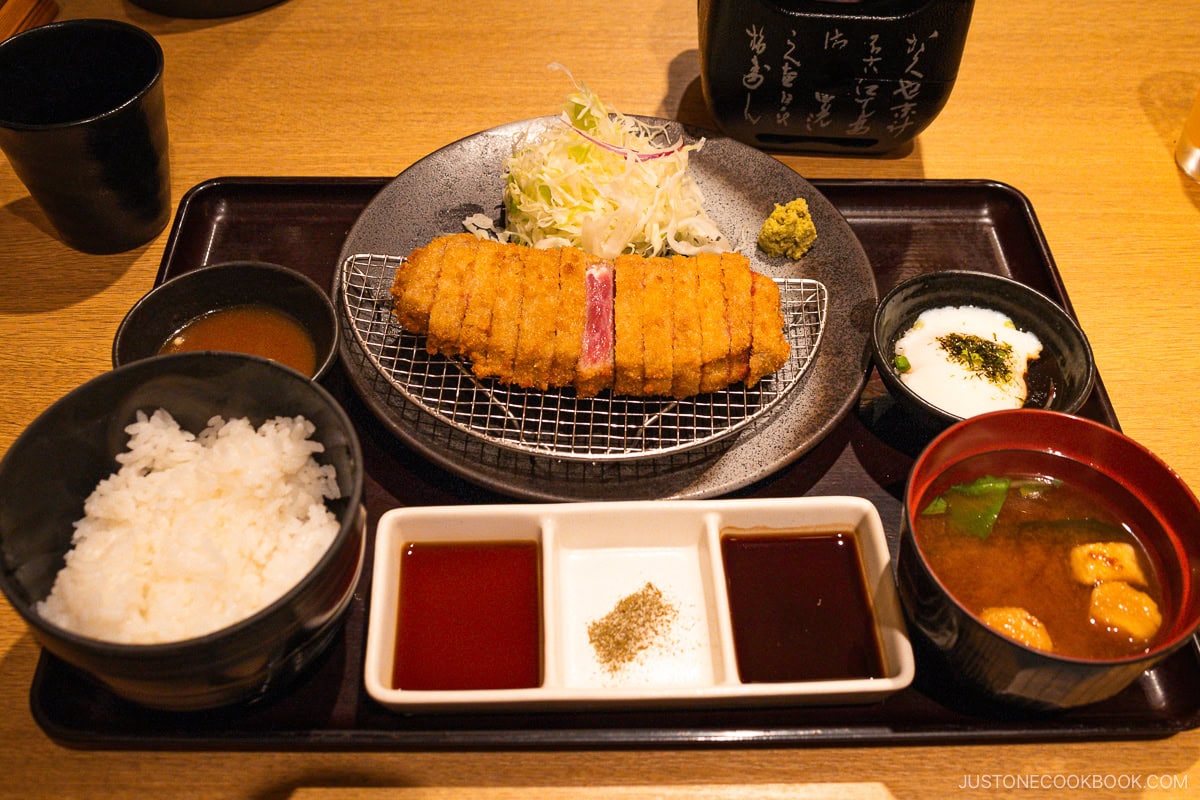Gyukatsu set meal