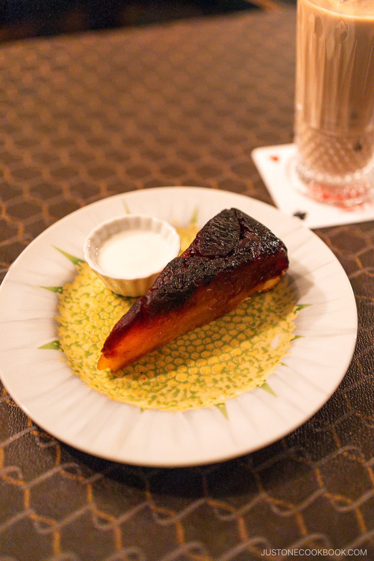 Apple tarte tatin with yogurt sauce and ice cafe latte