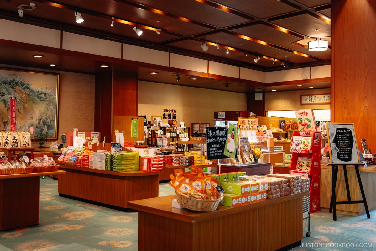 Hotel souvenir shop