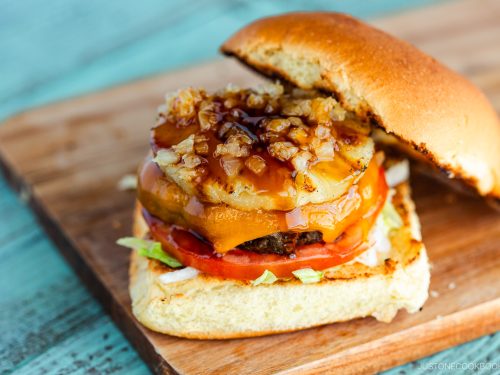 Teriyaki-Burger-0013-I-500x375.jpg