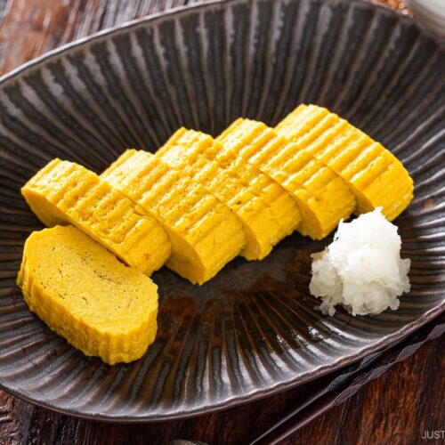 こーたま Dashimaki Tamago (Japanese Rolled Omelette / Tamagoyaki) • Just